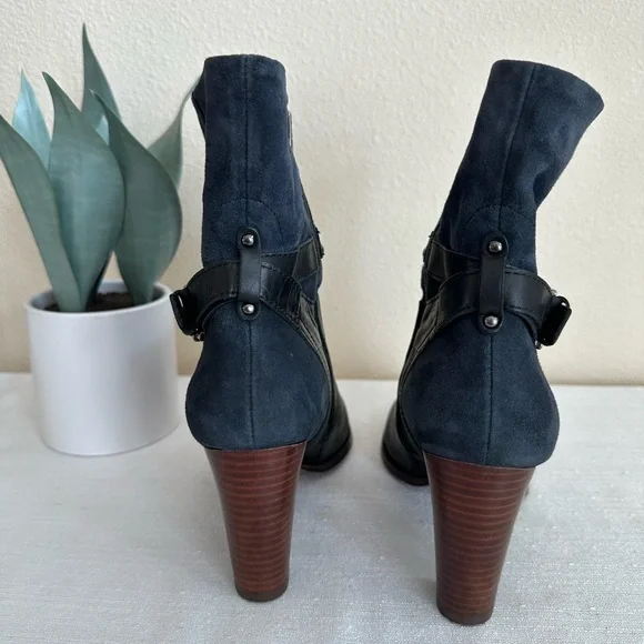 Clarks Kacia Garnet Navy Blue Suede/Leather Mid Height Heeled Boots Women’s 9M - Picture 9 of 11